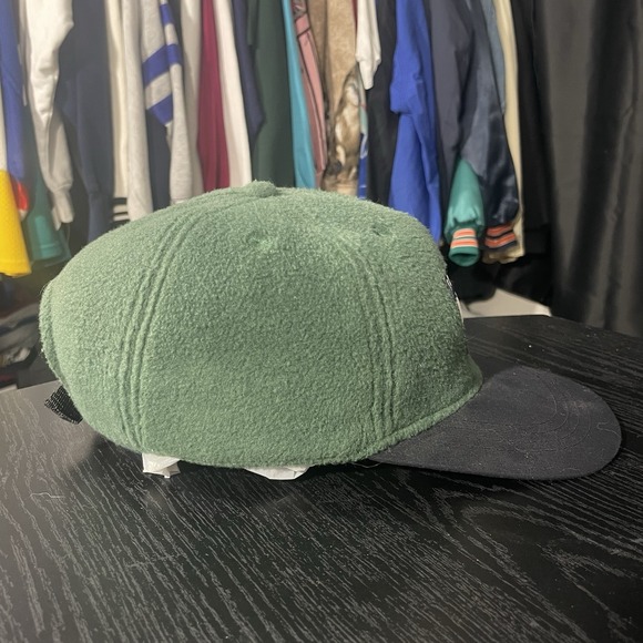 Vintage 90s Tommy Hilfiger Green Fleece Strap Back Hat - Picture 3 of 9